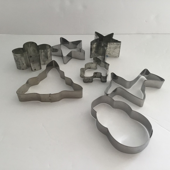 Kitchen Cookie Cutters Metal Variety Of Shapes Lot Of 7vintage Poshmark